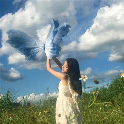 独家爆料：某影后之女恋爱脑怒怼网友，品牌方解约，凌晨